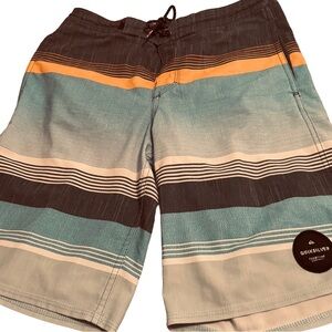 Quiksilver Men's Gray and Orange Board Shorts